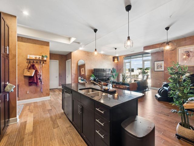 1145 N High Street, 304, Columbus, OH 43201