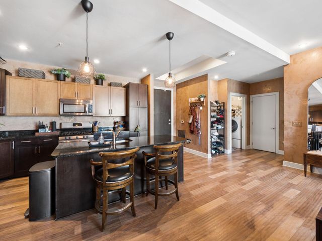 1145 N High Street, 304, Columbus, OH 43201