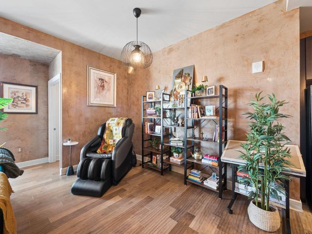 1145 N High Street, 304, Columbus, OH 43201