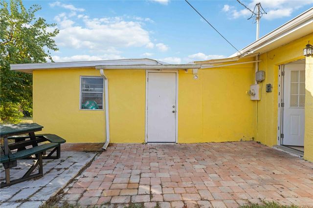 117 SAN RAFAEL AVENUE, North Port, FL 34287