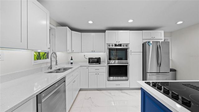 1212 59TH STREET S, Gulfport, FL 33707