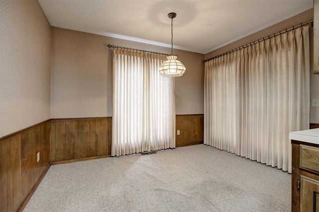 421 Golden Oaks Drive, Norman, OK 73072