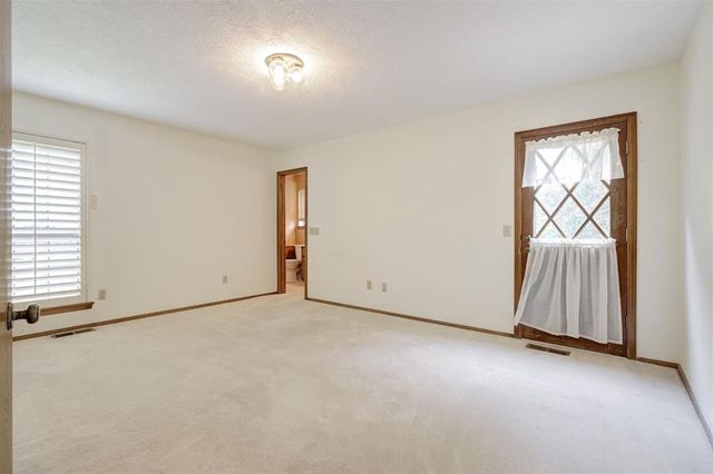 421 Golden Oaks Drive, Norman, OK 73072