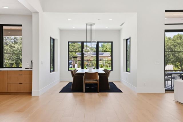 9764 Powerhouse Rd, Newcastle, CA 95658