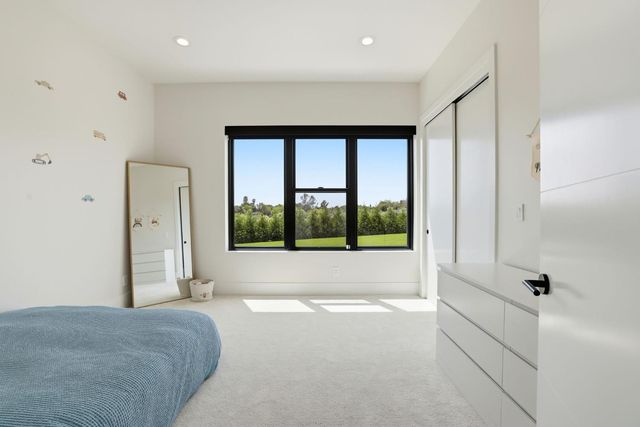 9764 Powerhouse Rd, Newcastle, CA 95658