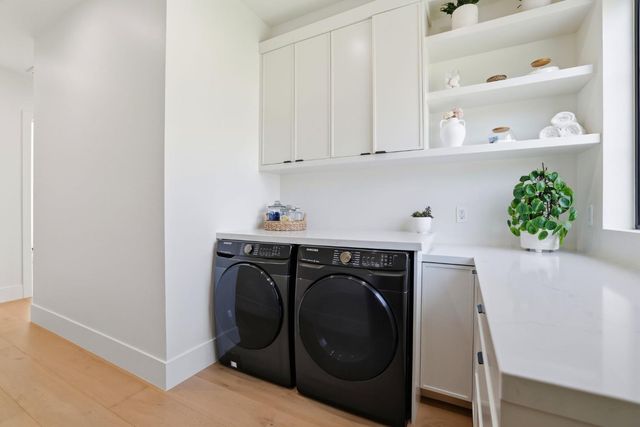 9764 Powerhouse Rd, Newcastle, CA 95658