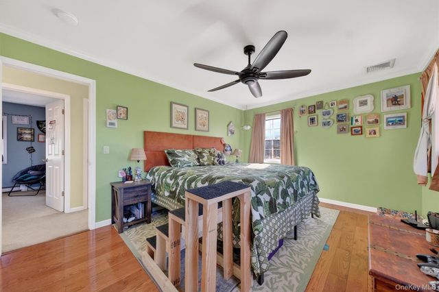 13 Timberline Drive, Poughkeepsie, NY 12603