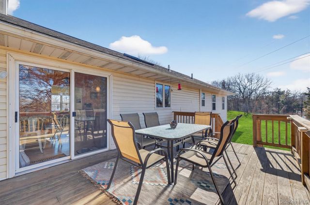 13 Timberline Drive, Poughkeepsie, NY 12603