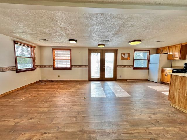 20062 N Shore Lane, West Frankfort, IL 62896