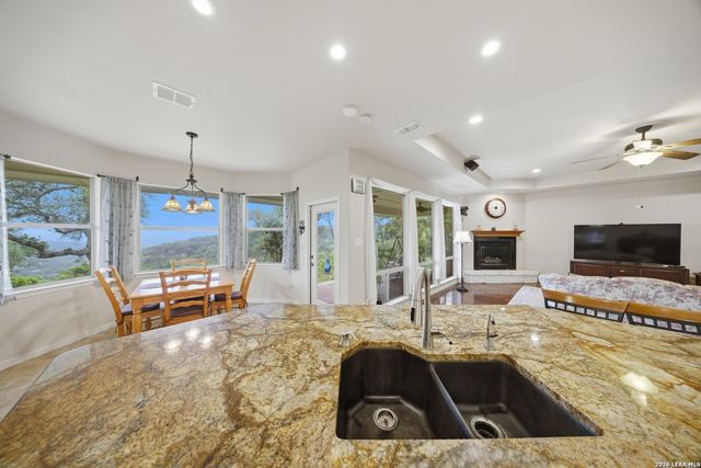 30244 CLOUD VIEW DR, Bulverde, TX 78163