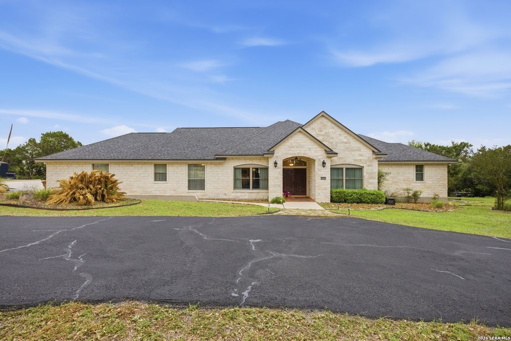 30244 CLOUD VIEW DR, Bulverde, TX 78163