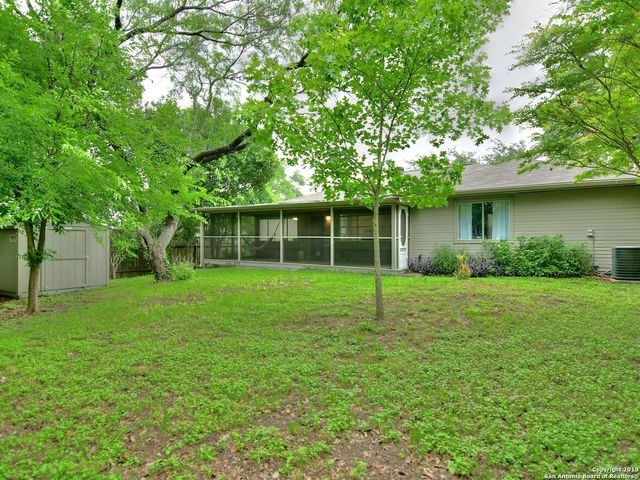 6234 WELLES CREEK DR, San Antonio, TX 78240
