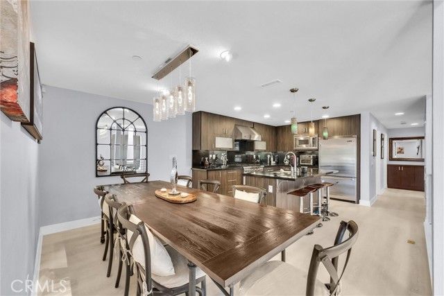 89 Lennox, Irvine, CA 92612