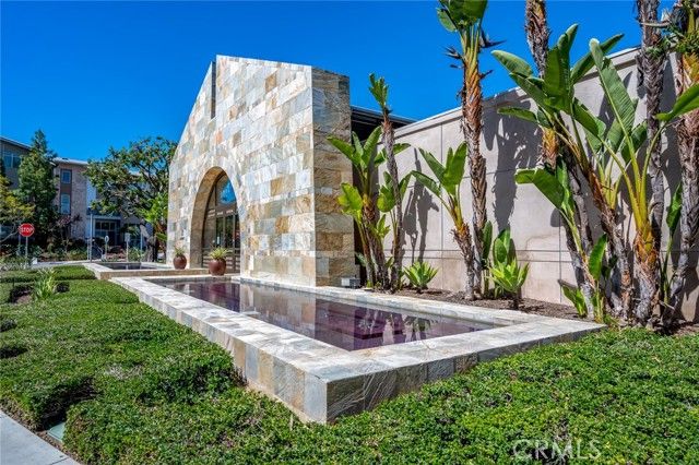89 Lennox, Irvine, CA 92612