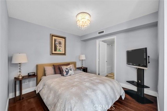 89 Lennox, Irvine, CA 92612