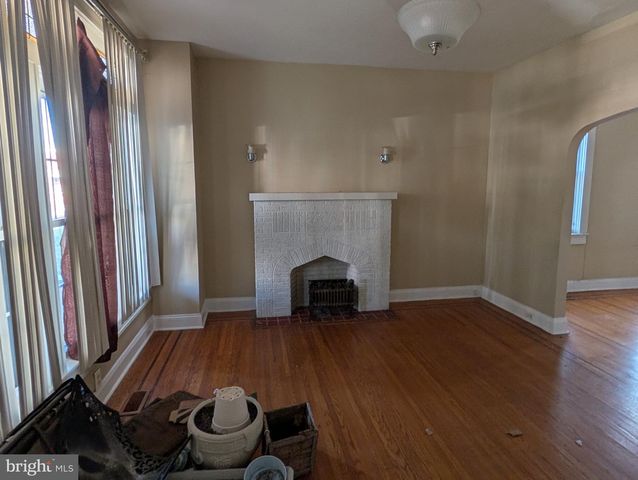 3245 DUDLEY AVE, Baltimore, MD 21213