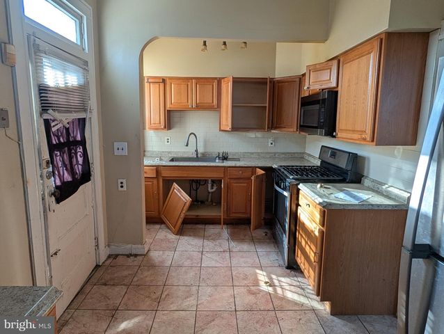 3245 DUDLEY AVE, Baltimore, MD 21213
