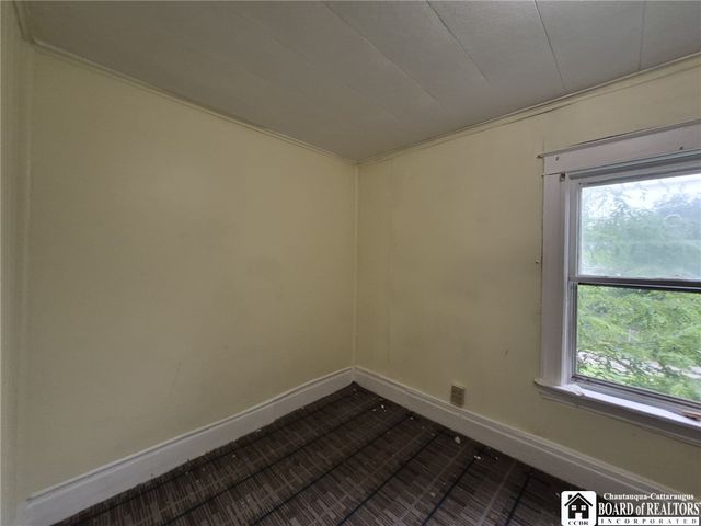 2409 Monroe Avenue, Niagara Falls, NY 14303