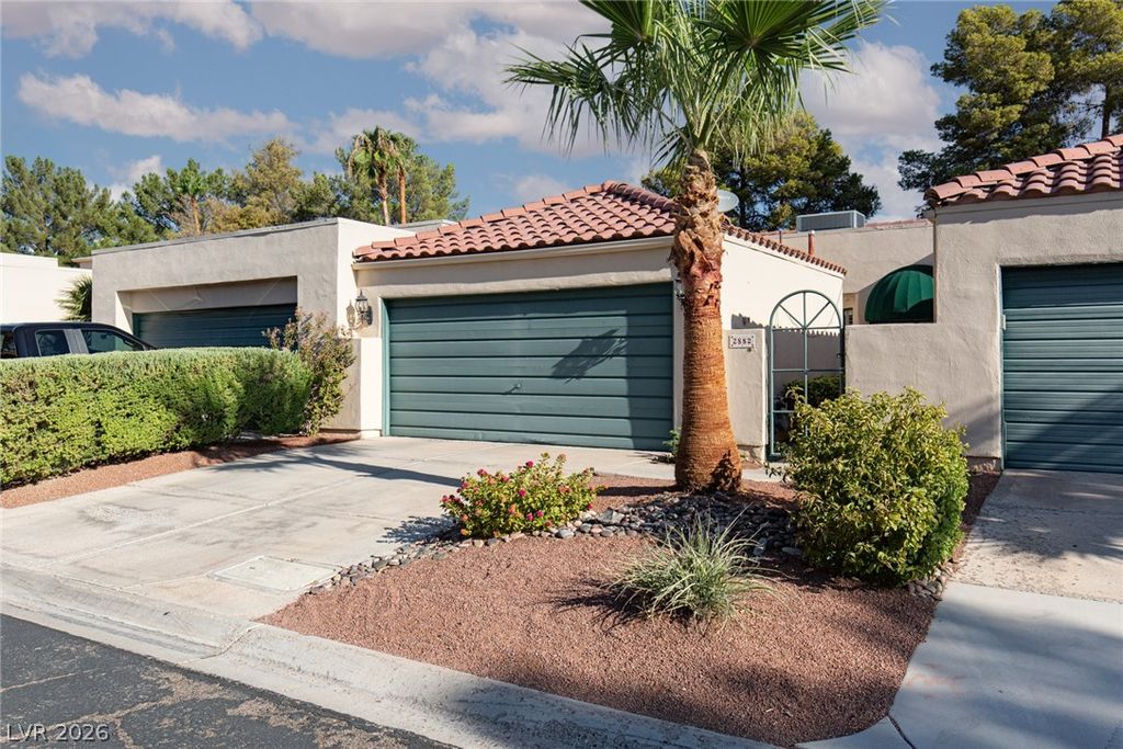 2882 Bridgepointe Drive, Las Vegas, NV 89121 — exterior