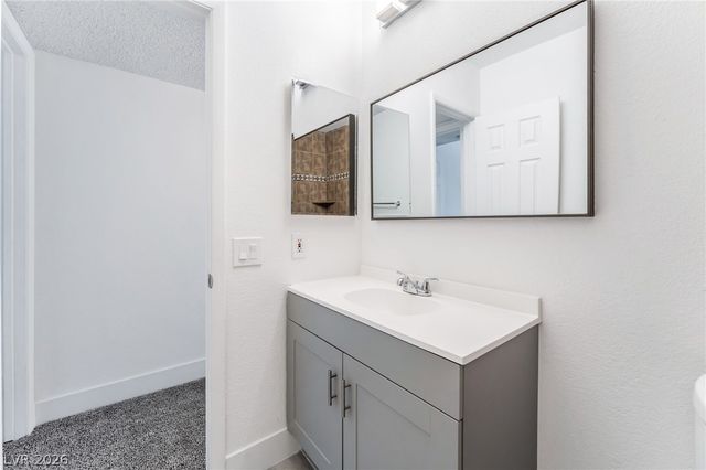 579 Roxella Lane B, Las Vegas, NV 89110