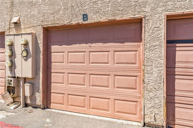 579 Roxella Lane B, Las Vegas, NV 89110