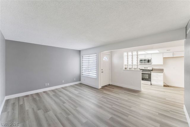 579 Roxella Lane B, Las Vegas, NV 89110