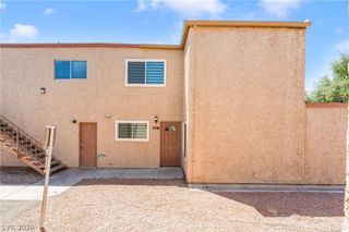 579 Roxella Lane B, Las Vegas, NV 89110