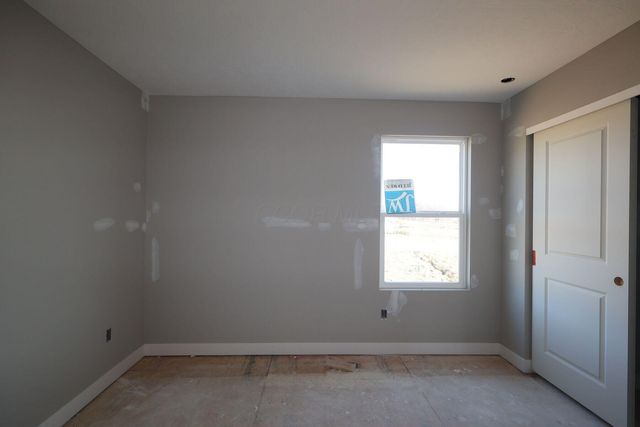 301 Reign Way, Pataskala, OH 43062