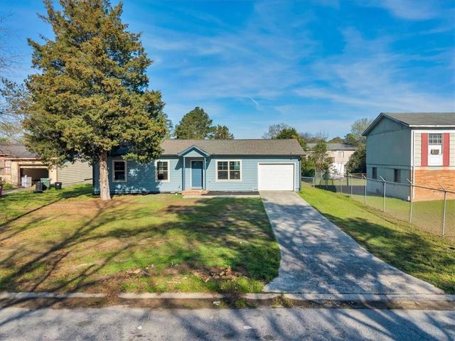 3330 E Royal Court, Macon, GA 31217