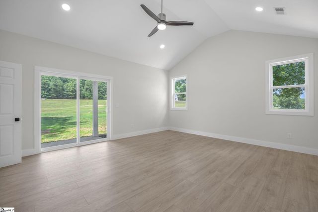 2024 Edwards Lake Road, Greer, SC 29651