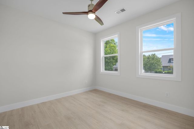 2024 Edwards Lake Road, Greer, SC 29651