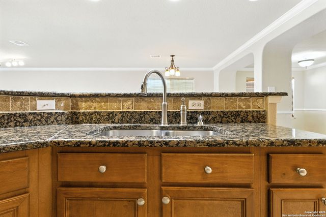 506 Leafy Ridge, San Antonio, TX 78251