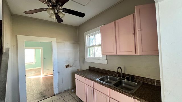 4310 Broadway Street, Galveston, TX 77550