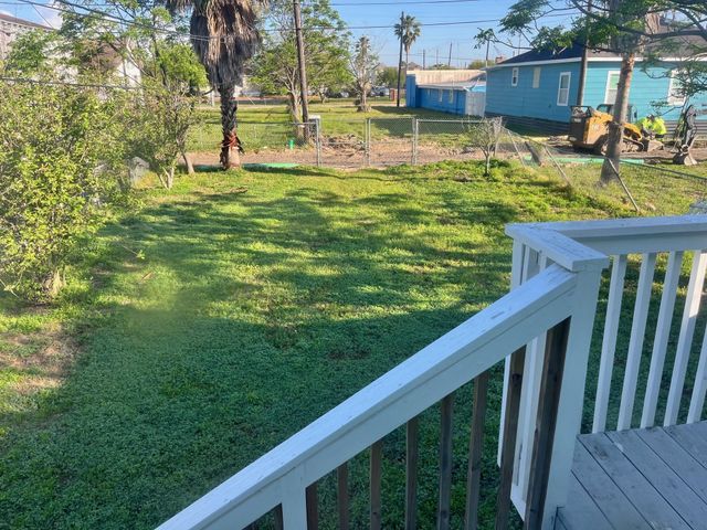 4310 Broadway Street, Galveston, TX 77550