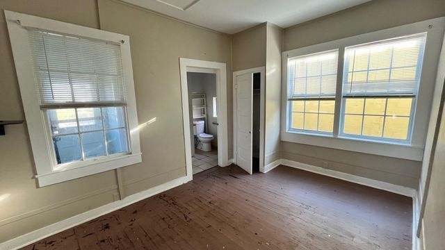 4310 Broadway Street, Galveston, TX 77550