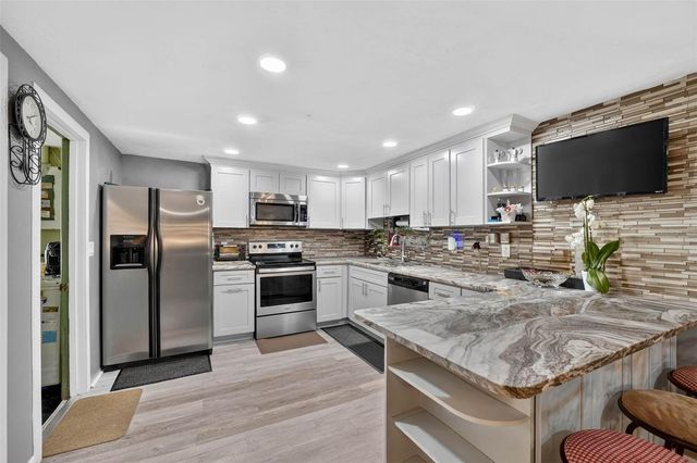 2615 ALMOND DRIVE, Holiday, FL 34691