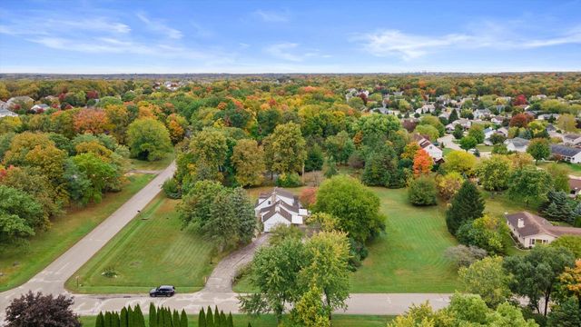 9370 S 46th STREET, Franklin, WI 53132