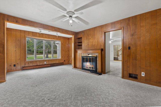 9370 S 46th STREET, Franklin, WI 53132