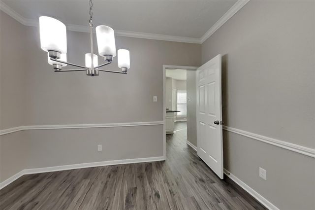 1021 Glenview Drive, Pearland, TX 77581