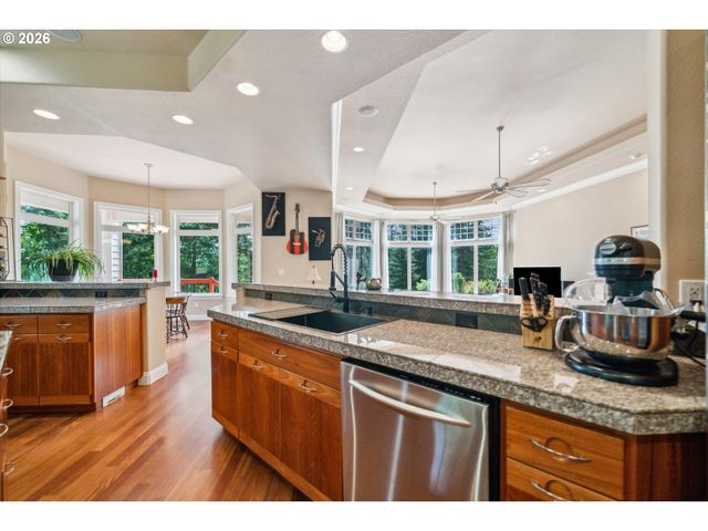 13226 S CLIFFSIDE Dr, Mulino, OR 97042