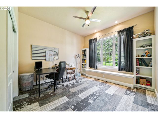 13226 S CLIFFSIDE Dr, Mulino, OR 97042