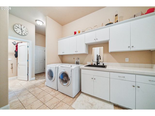 13226 S CLIFFSIDE Dr, Mulino, OR 97042