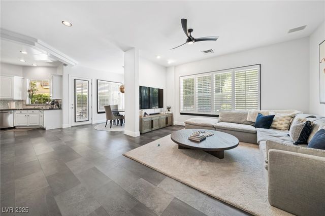 9721 Camden Hills Avenue, Las Vegas, NV 89145