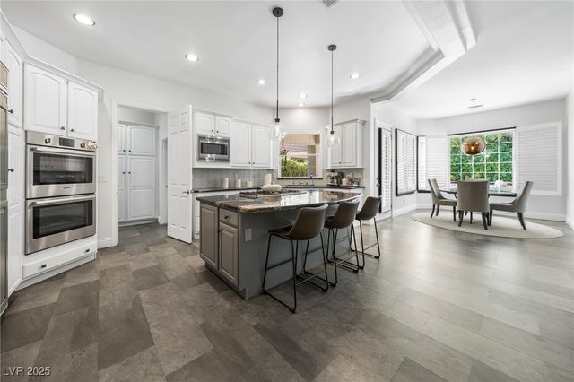 9721 Camden Hills Avenue, Las Vegas, NV 89145