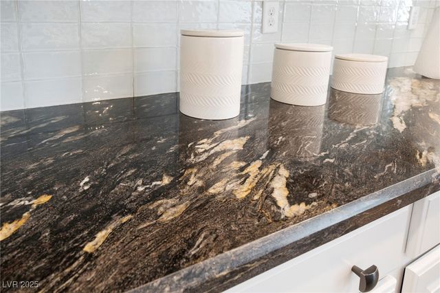 9721 Camden Hills Avenue, Las Vegas, NV 89145