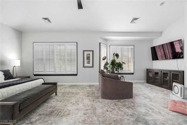 9721 Camden Hills Avenue, Las Vegas, NV 89145