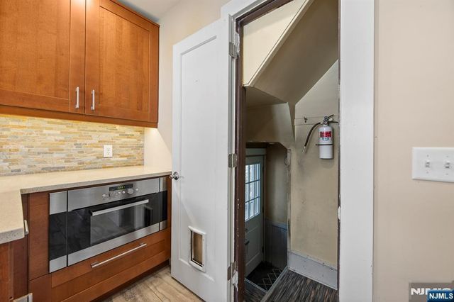 59 W Forest Avenue, Teaneck, NJ 07666