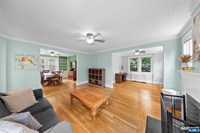 59 W Forest Avenue, Teaneck, NJ 07666