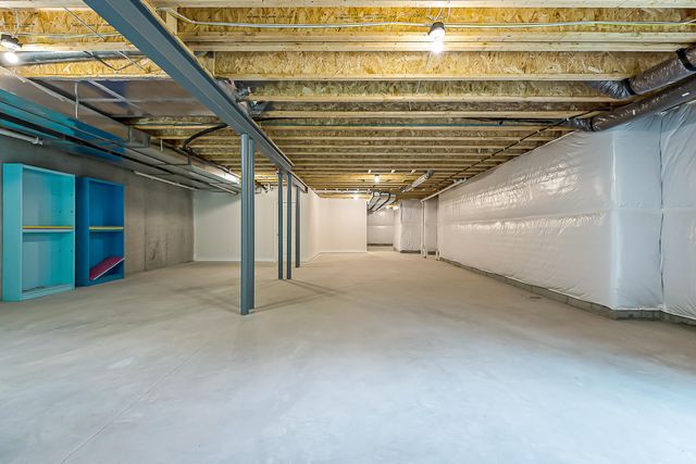3310 Sunton Road, Ann Arbor, MI 48105