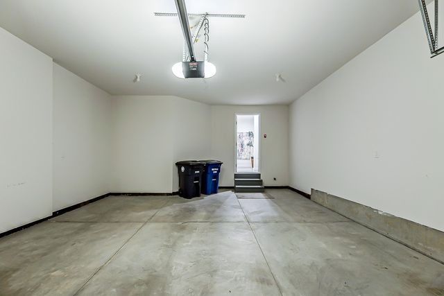 3310 Sunton Road, Ann Arbor, MI 48105